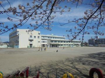 写真:高階北小学校