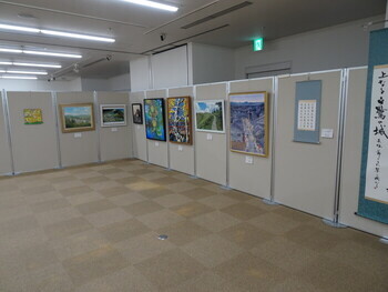 写真:美術作品の展示の様子