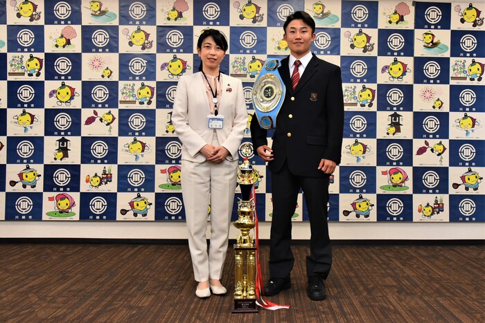 写真：曽我昂史さんと森田市長