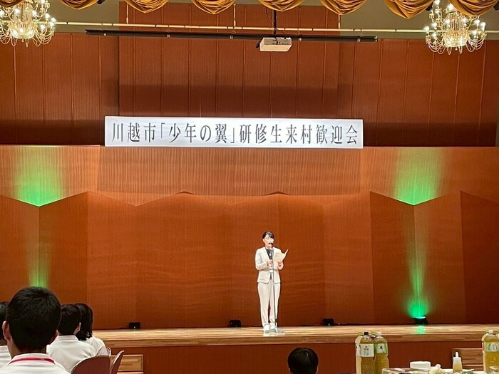 写真：中札内村来村歓迎会での市長あいさつの様子